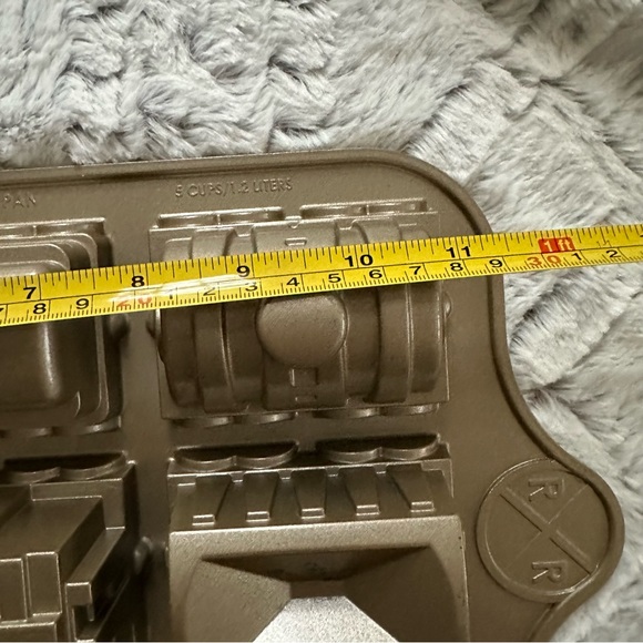 Nordic Ware Train Cake Pan - Picture 4 of 7